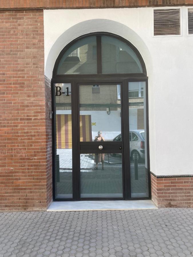 Apartamento Alma Sevilla Bagian luar foto